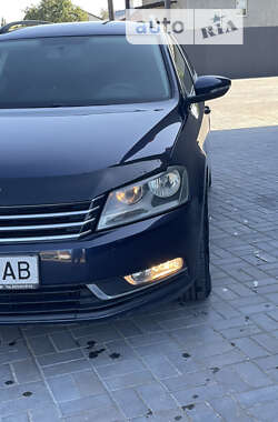 Универсал Volkswagen Passat 2011 в Ровно