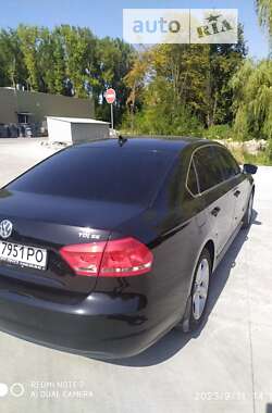 Седан Volkswagen Passat 2015 в Дрогобичі