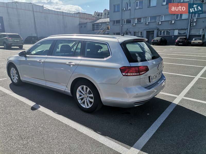 Універсал Volkswagen Passat 2015 в Києві