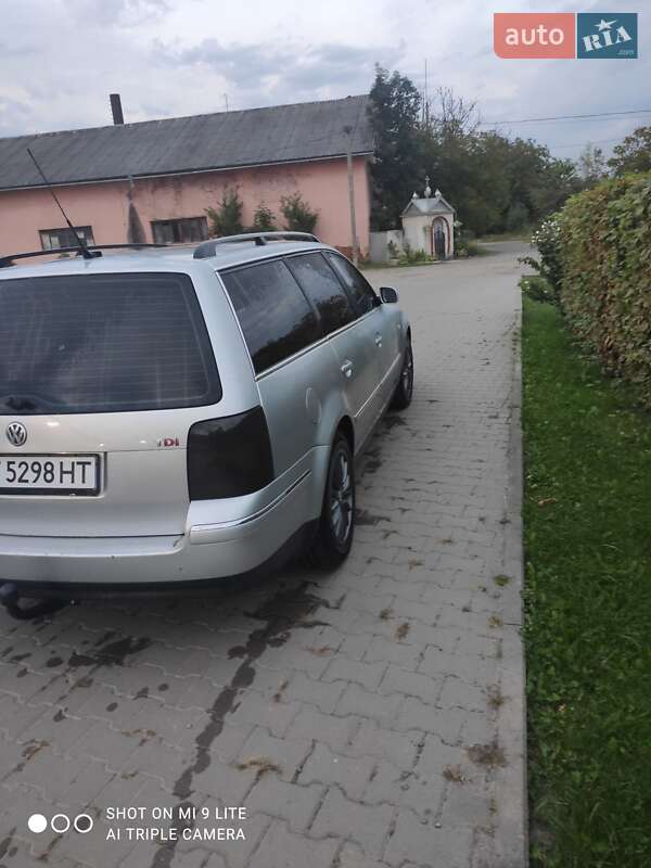 Універсал Volkswagen Passat 2002 в Івано-Франківську