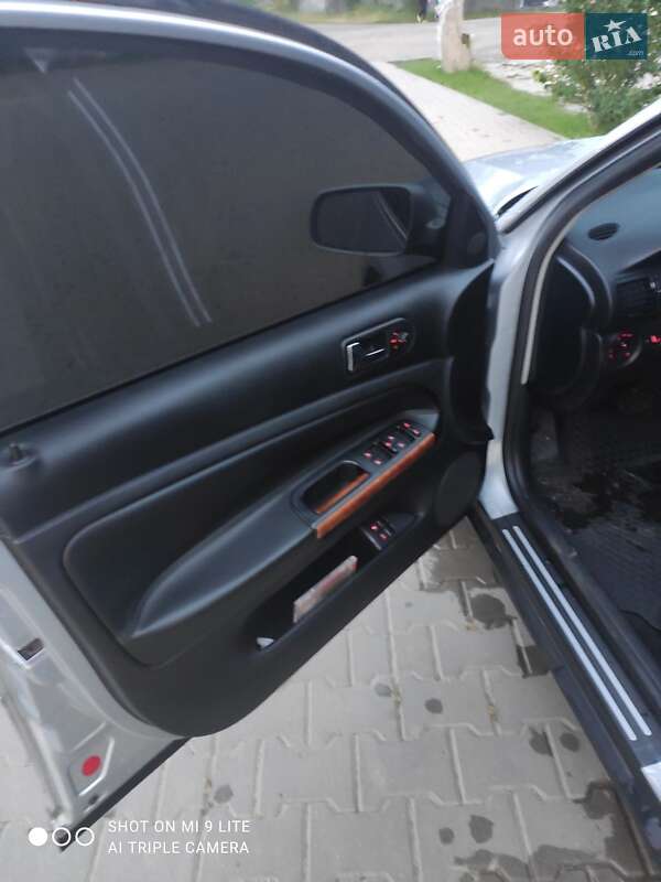 Універсал Volkswagen Passat 2002 в Івано-Франківську