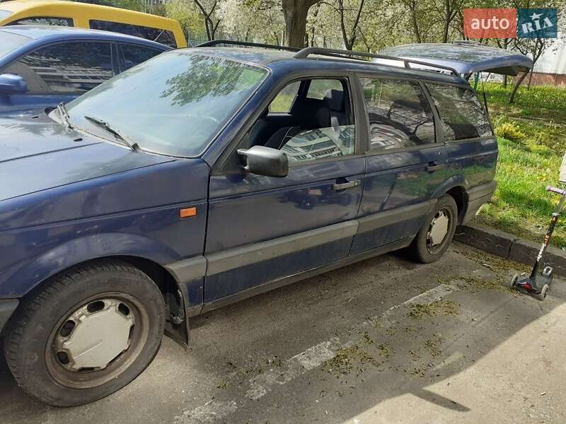 Универсал Volkswagen Passat 1992 в Львове