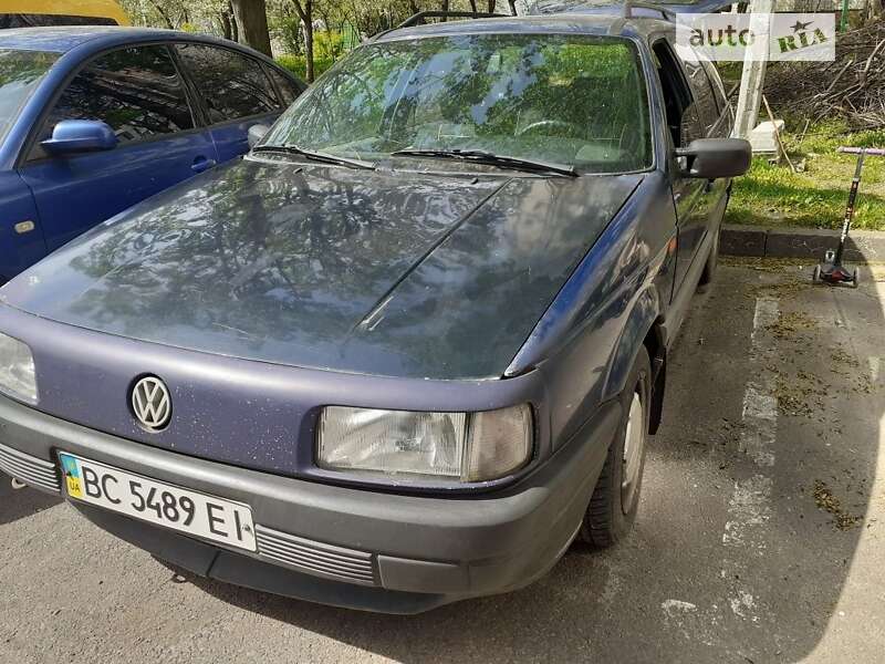 Volkswagen Passat 1992