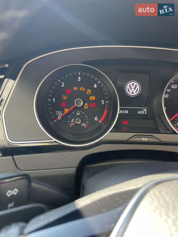 Универсал Volkswagen Passat 2016 в Львове