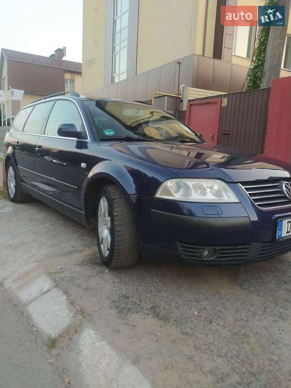 Універсал Volkswagen Passat 2002 в Харкові