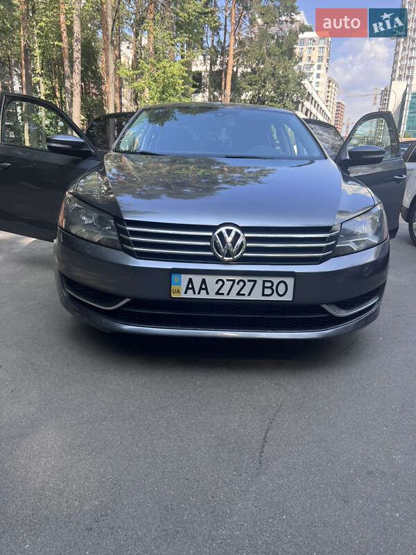 Седан Volkswagen Passat 2013 в Броварах