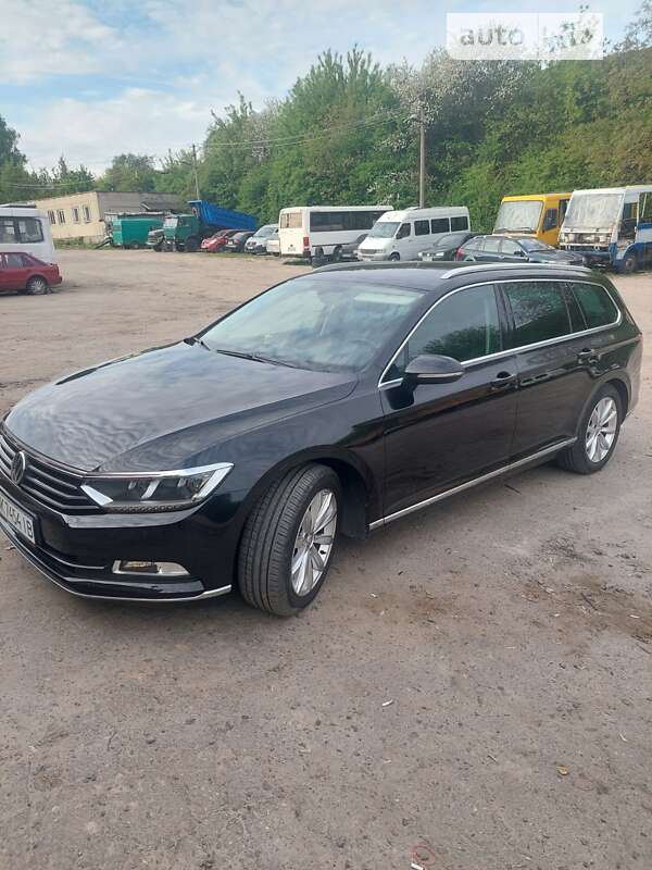 Универсал Volkswagen Passat 2015 в Ровно