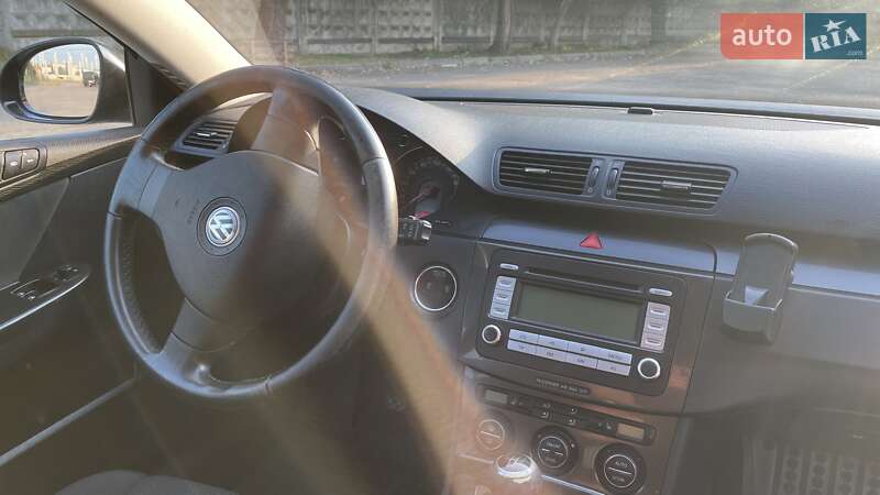 Универсал Volkswagen Passat 2006 в Луцке фото 15 Универсал Volkswagen Passat 2006 в Луцке