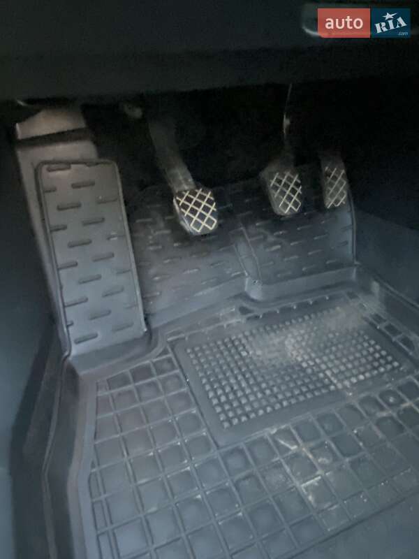 Універсал Volkswagen Passat 2015 в Львові