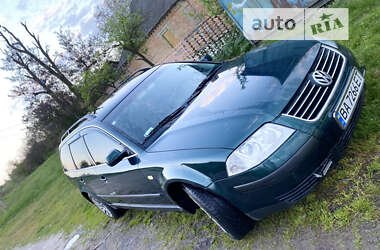 Седан Volkswagen Passat 2001 в Кропивницком