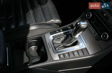 Универсал Volkswagen Passat 2011 в 