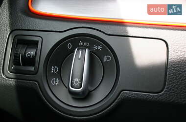 Универсал Volkswagen Passat 2011 в 