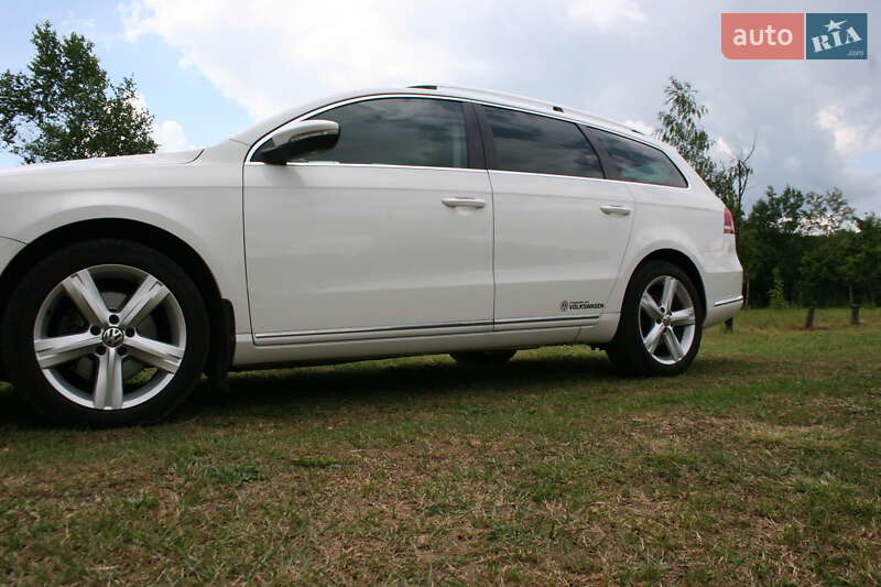 Универсал Volkswagen Passat 2011 в Черновцах