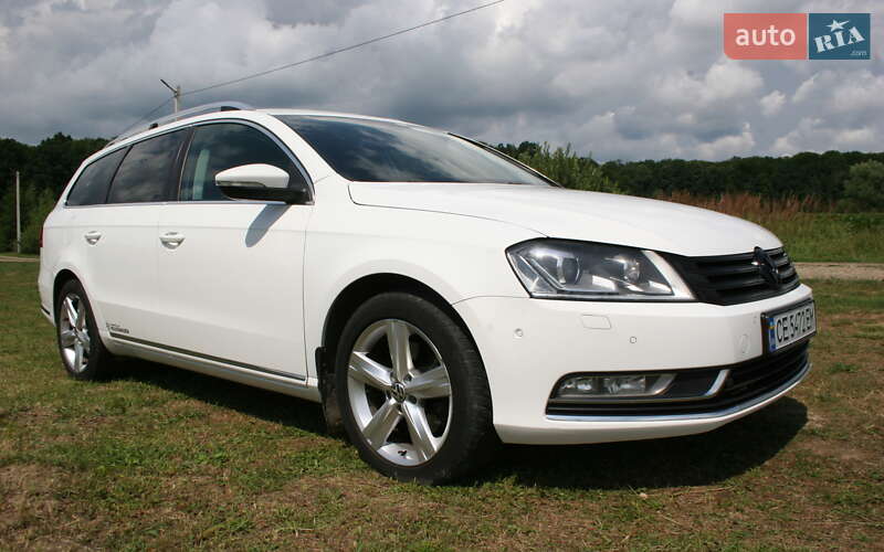 Универсал Volkswagen Passat 2011 в Черновцах