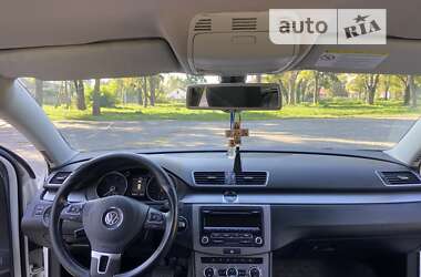 Универсал Volkswagen Passat 2013 в Гадяче