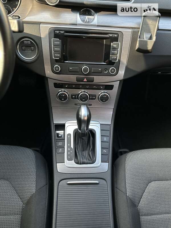 Универсал Volkswagen Passat 2014 в Тернополе фото 23 Универсал Volkswagen Passat 2014 в Тернополе