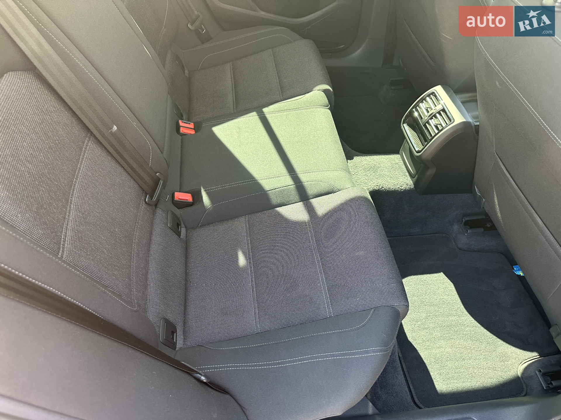 2017 Volkswagen Passat - мініатюра 18