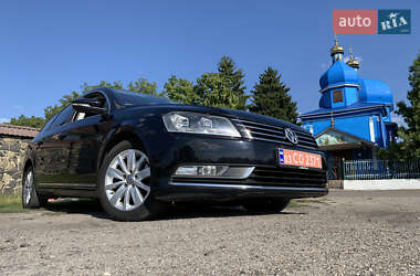 Универсал Volkswagen Passat 2012 в Дубно