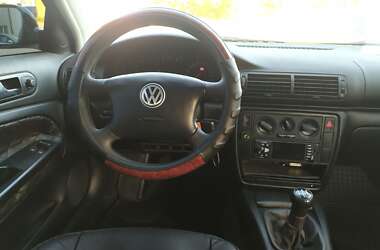 Универсал Volkswagen Passat 1999 в 