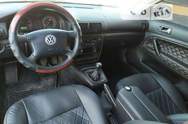 Универсал Volkswagen Passat 1999 в 
