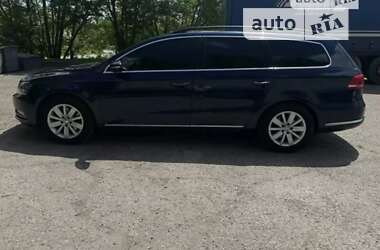 Універсал Volkswagen Passat 2013 в Самборі