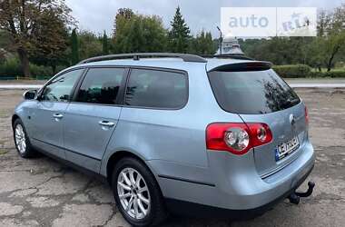 Универсал Volkswagen Passat 2008 в Коломые