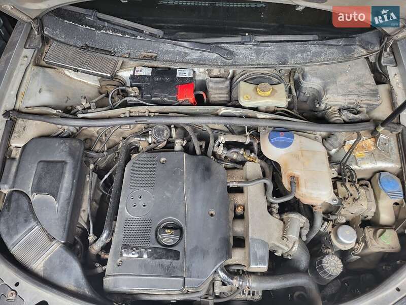 Седан Volkswagen Passat 2003 в Львове