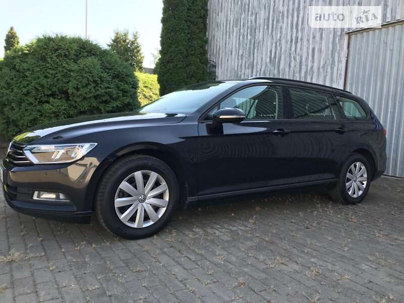 Універсал Volkswagen Passat 2017 в Володимирі