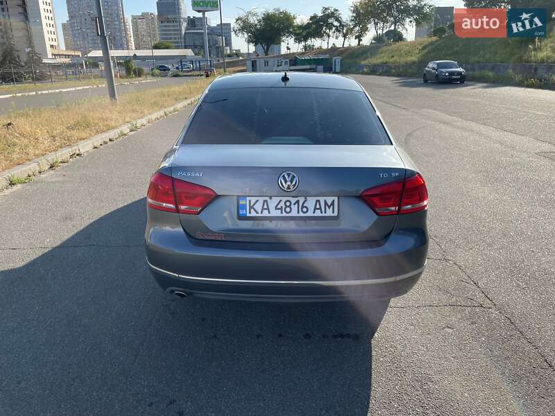 Седан Volkswagen Passat 2014 в Киеве