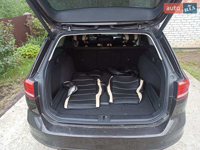 Універсал Volkswagen Passat 2017 в Дрогобичі