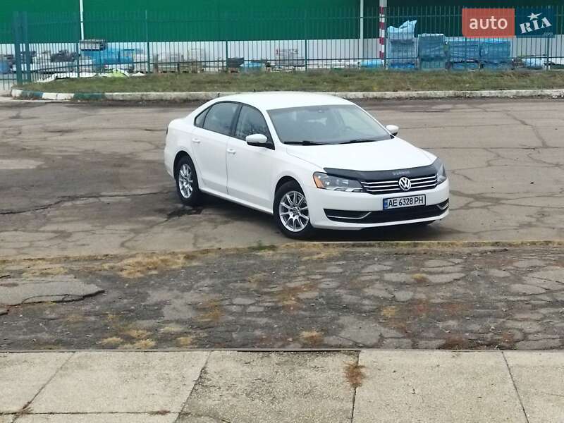Седан Volkswagen Passat 2015 в Вознесенську