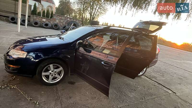 Універсал Volkswagen Passat 2005 в Івано-Франківську