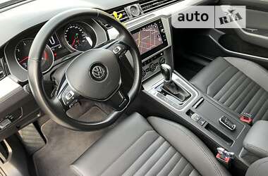 Універсал Volkswagen Passat 2019 в Житомирі