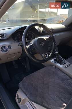Седан Volkswagen Passat 2009 в 