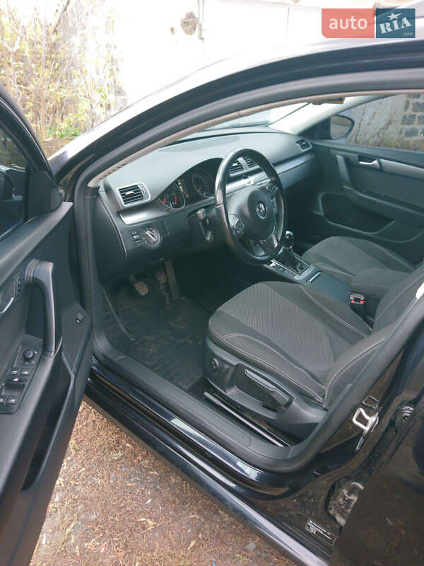 Универсал Volkswagen Passat 2014 в Покровске