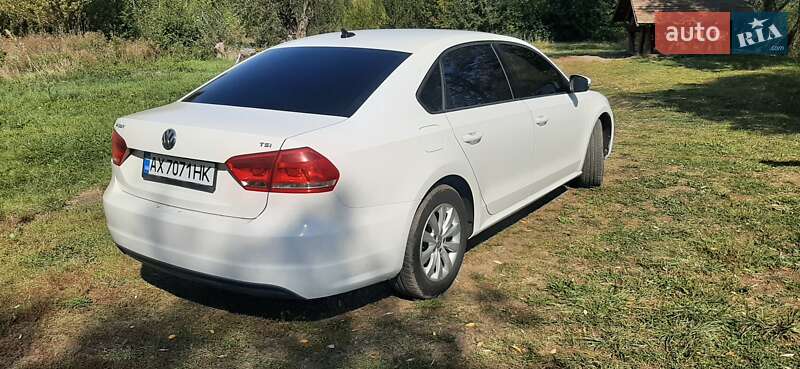 Седан Volkswagen Passat 2014 в Полтаві
