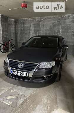 Минивэн Volkswagen Passat 2005 в Львове