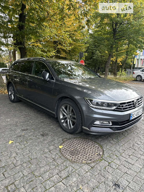 Универсал Volkswagen Passat 2015 в Львове