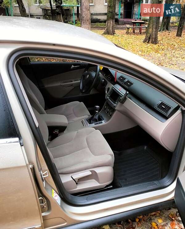 Седан Volkswagen Passat 2007 в Кременчуці