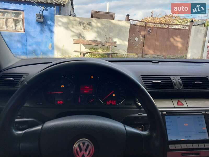 Седан Volkswagen Passat 2006 в Вознесенске