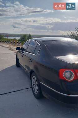 Седан Volkswagen Passat 2006 в 
