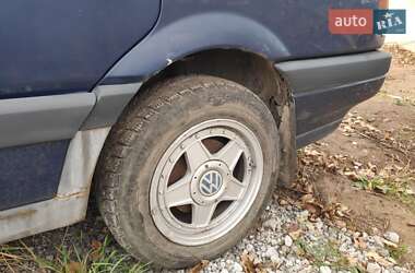 Седан Volkswagen Passat 1991 в Запорожье