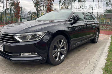 Універсал Volkswagen Passat 2016 в Києві