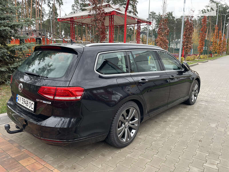 Универсал Volkswagen Passat 2016 в Киеве