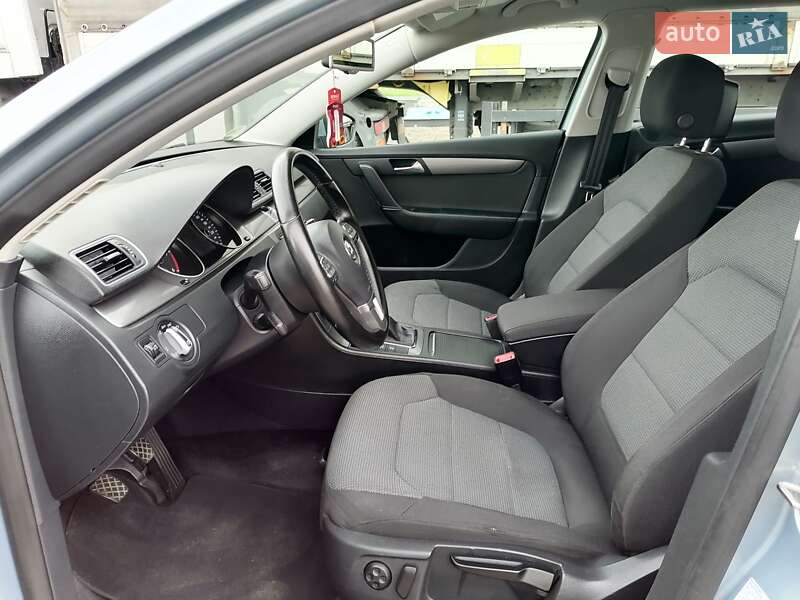 Універсал Volkswagen Passat 2011 в Києві