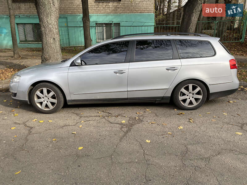 Универсал Volkswagen Passat 2006 в Днепре