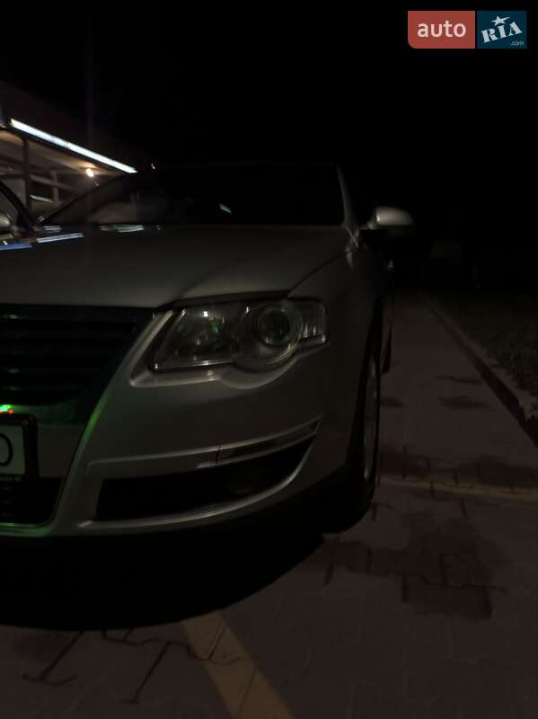 Універсал Volkswagen Passat 2007 в Чернівцях