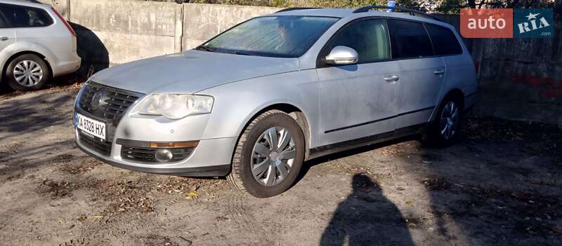 Універсал Volkswagen Passat 2007 в Києві