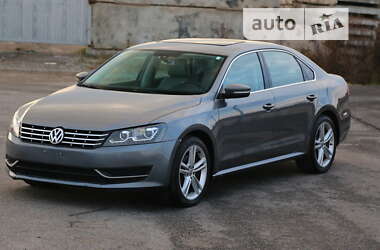 Седан Volkswagen Passat 2014 в Виннице