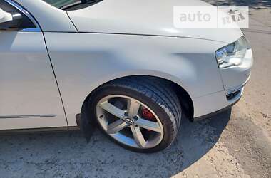 Универсал Volkswagen Passat 2009 в 
